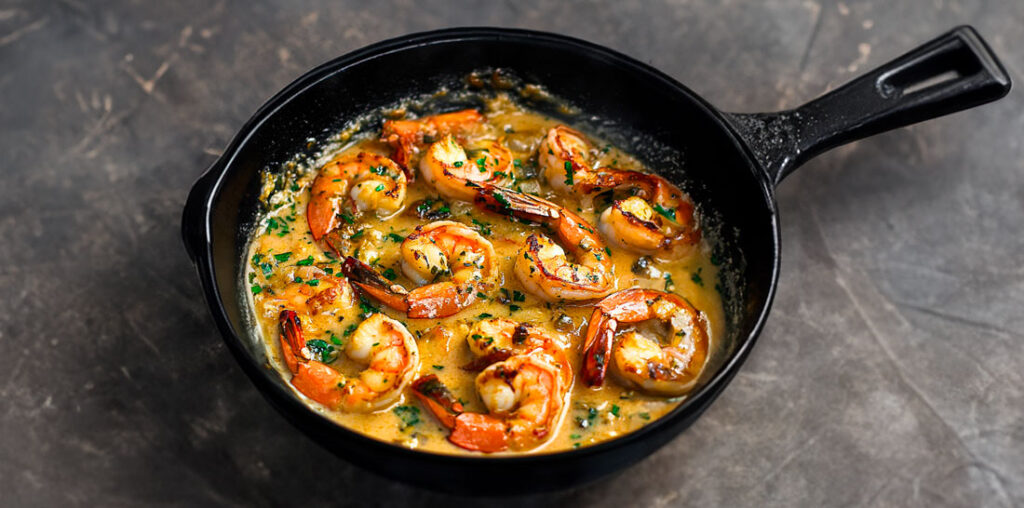 Crevettes au Lait de Coco et Ail : Une Recette Exotique et Savoureuse